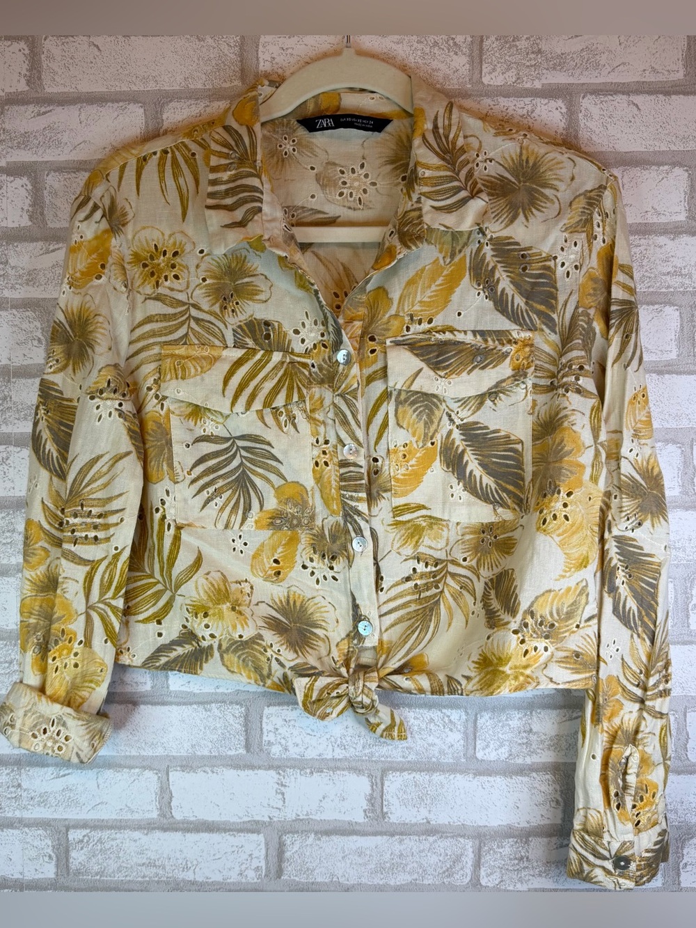ZARA Tropical Floral Eyelet Tie Front Linen Blend Button Shirt XS Beige Yellow